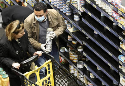 戰(zhàn)疫下全球經(jīng)濟(jì)展望 代理代辦行業(yè)的挑戰(zhàn)與機(jī)遇